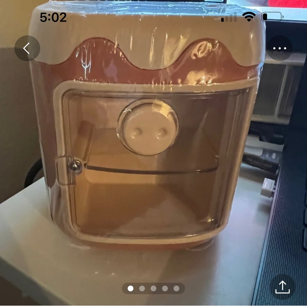 Pen or brush container